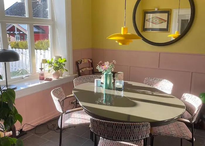 Close To Ekeberg, Lake, And Center Дом отдыха *