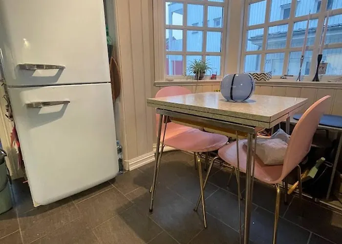 Close To Ekeberg, Lake, And Center * Oslo